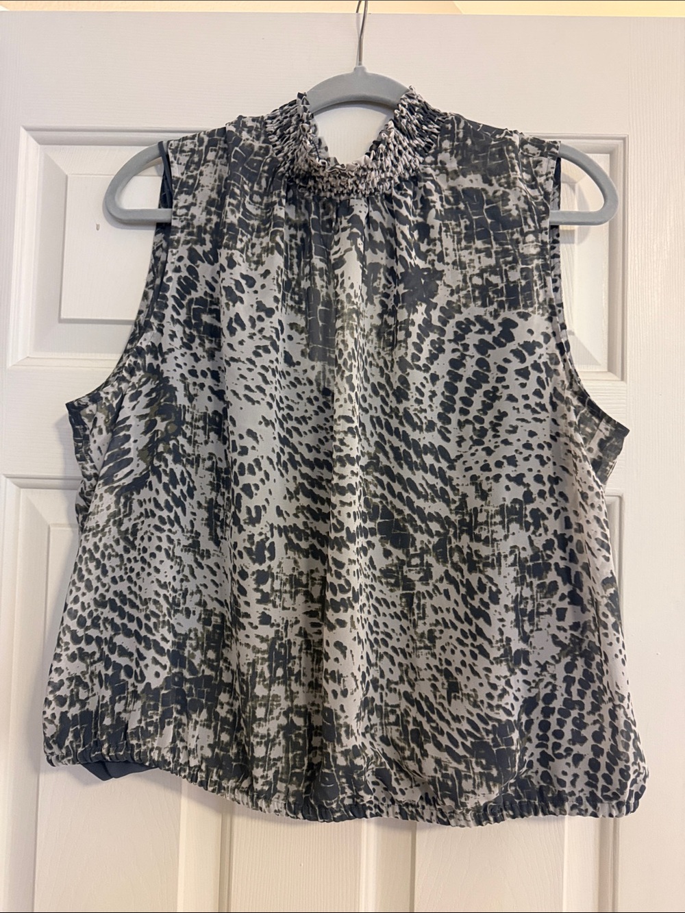 Express Black & White Smocked-Neck Sleeveless Camisole